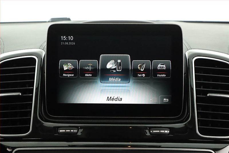 Mercedes-Benz GLE (2016) AMG line 400 4MATIC - fotka 16 z 27