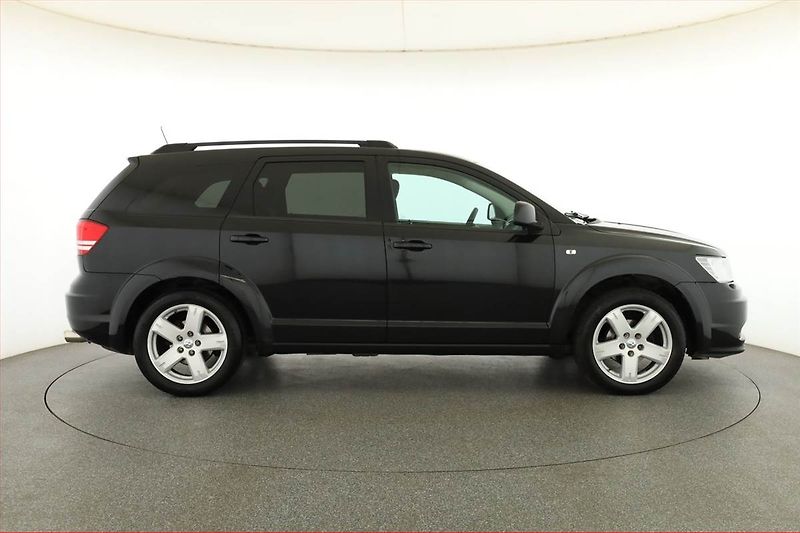 Dodge Journey (2009) 2.0 CRD, 7 míst, po STK, Tažné - fotka 6 z 18