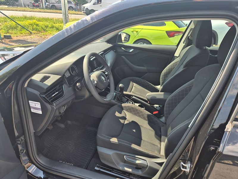 Škoda Kamiq 1,5 TSI 110 kW, CZ, 1. majitel - fotka 9 z 25