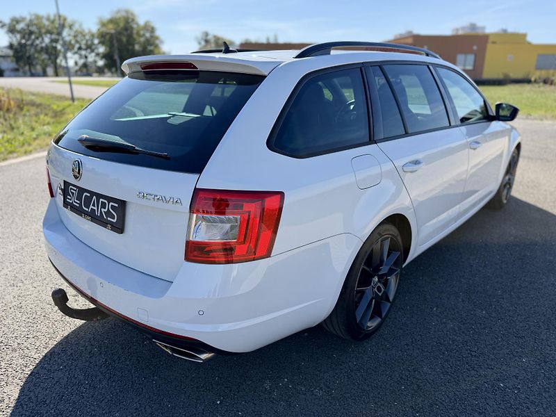 Škoda Octavia RS 2.0 TSI CHALLENGE DSG XENON - fotka 5 z 49