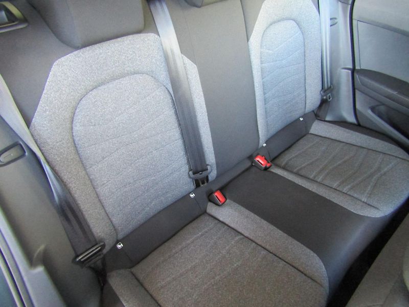 Seat Arona Xperience 1.0 TSI DSG - fotka 28 z 30