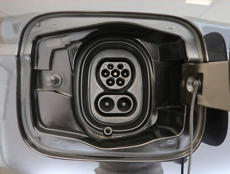 Škoda Enyaq (2021) 60 (62 kWh), SoH 91% - fotka 28 z 29