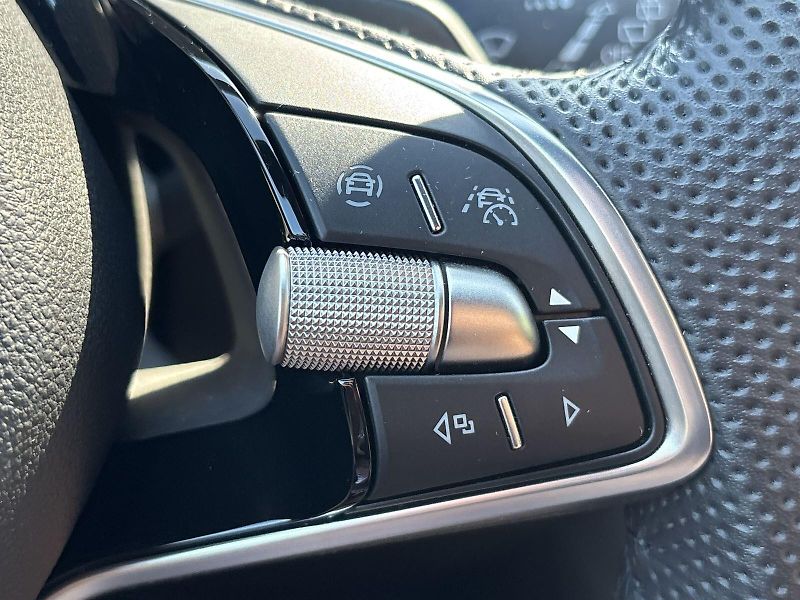 Škoda Karoq (2025) 2.0 TSI 4x4 DSG Sportline - fotka 21 z 33