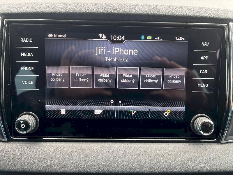Škoda Karoq (2025) 2.0 TDI 110kW 4x4 DSG Top Sele - fotka 22 z 35