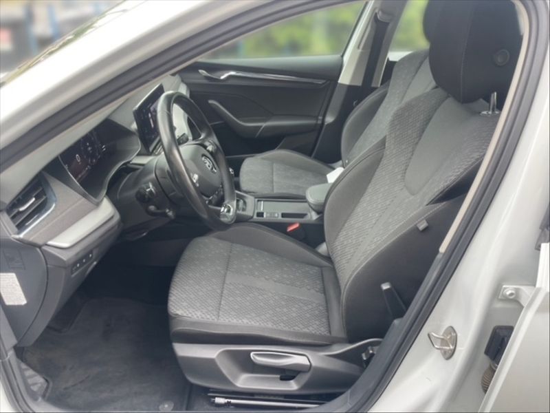 Škoda Octavia 2,0 TDI Style - fotka 7 z 11