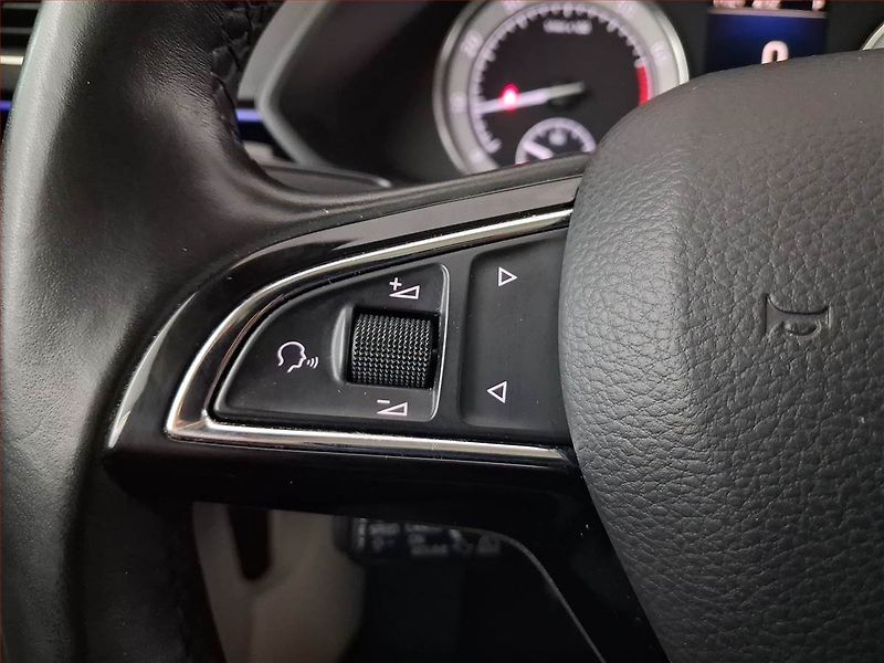 Škoda Superb (2017) 2.0 TSI, Automat, Kůže, Navi - fotka 16 z 26