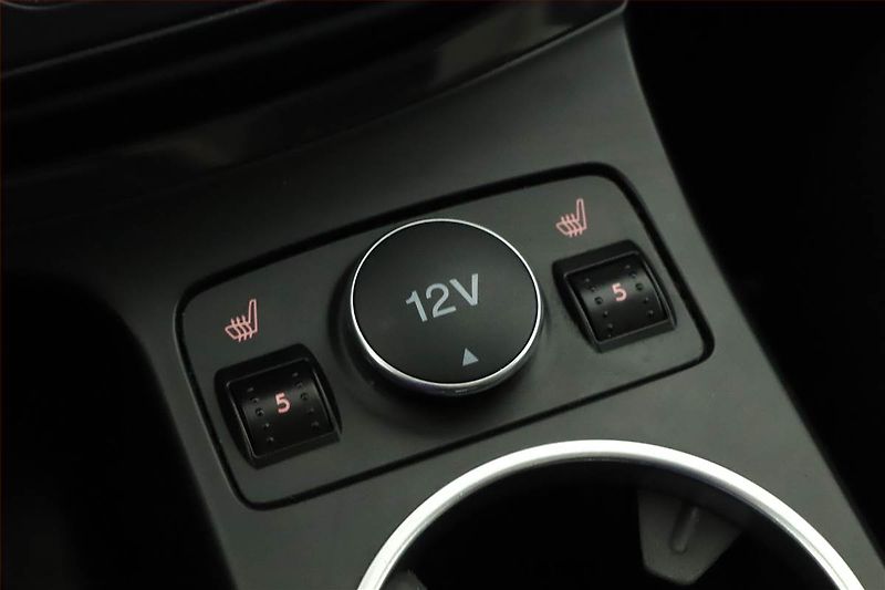 Ford Kuga (2013) 2.0 TDCi, 4X4, Automat - fotka 17 z 21