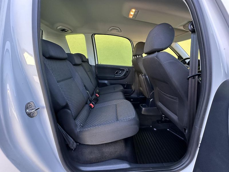 Škoda Roomster (2014) 1.2TSI/63kW * KLIMA * 2.Maj  - fotka 21 z 33