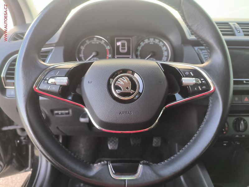 Škoda Fabia (2021) 1.0 TSi, Ambition, park. - fotka 16 z 21