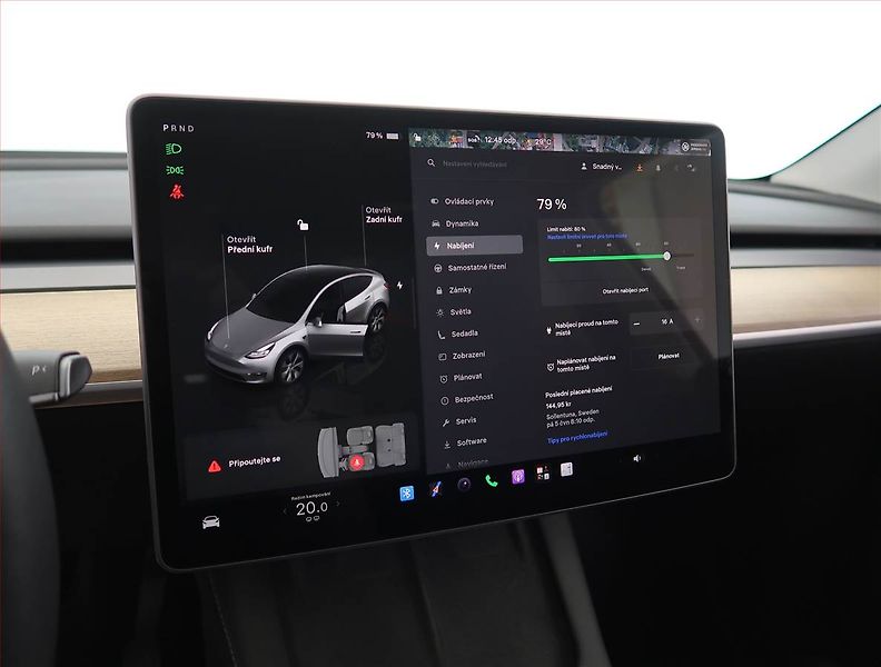 Tesla Model Y (2022) Long Range AWD 79kWh, SoH 89% - fotka 20 z 33