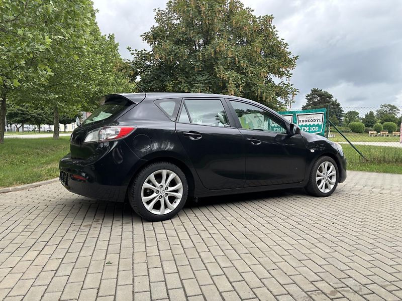 Mazda 3 1.6 90th Anniversary - fotka 11 z 29