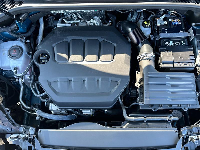 Audi Q3 SB S line TFSI 195 kW quattro - fotka 23 z 23