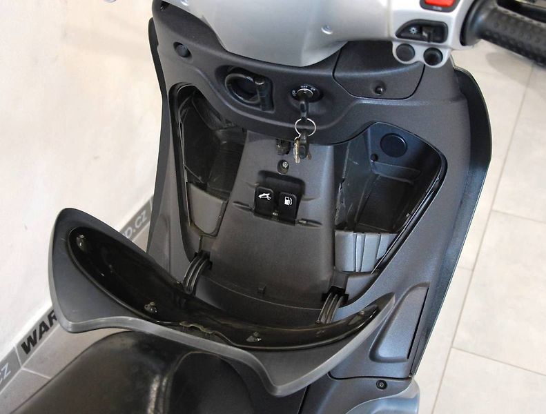 Piaggio Beverly 500 (2004) - fotka 7 z 20