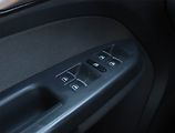 Volkswagen Touran (2012) Comfortline 1.4 TSI, Navi - náhled 20