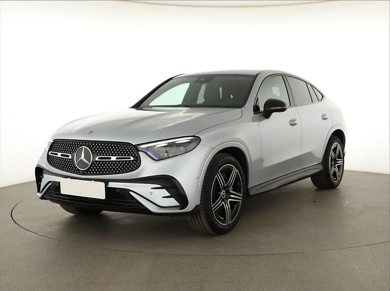 Mercedes-Benz GLC (2025) 220 d 4MATIC, AMG Line, ACC - fotka 2 z 27