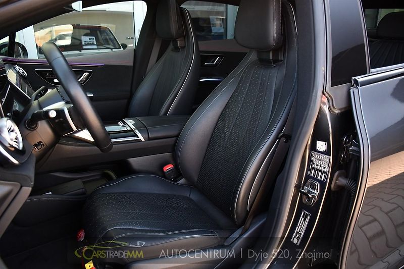 Mercedes-Benz EQE 350 4MATIC - fotka 9 z 52