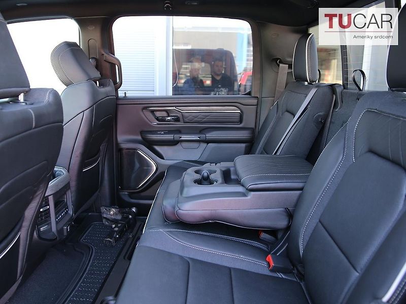 RAM 1500 (2026) Limited 5.7 V8 HEMI 2026 - fotka 37 z 43