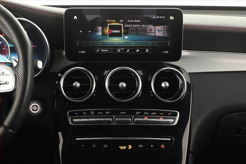 Mercedes-Benz GLC (2021) 43 AMG - fotka 9 z 28