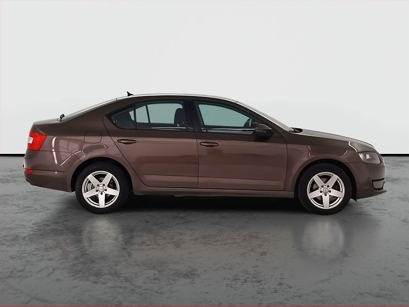Škoda Octavia (2017) Style 1.6 TDI, Tempomat - fotka 6 z 23