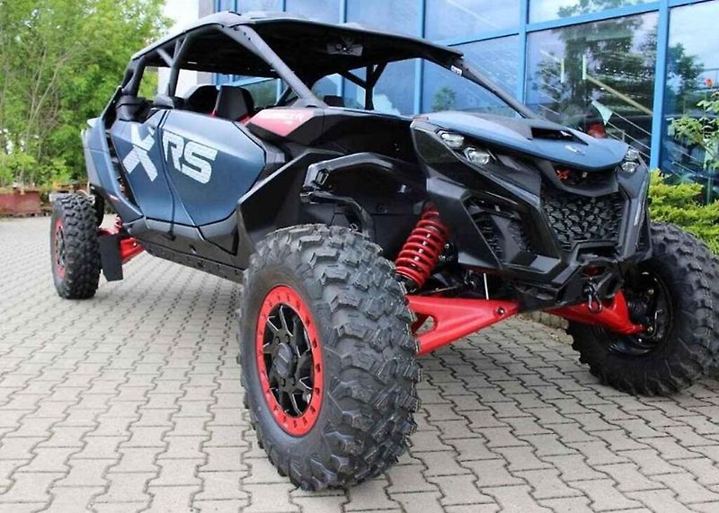 Can-Am Maverick R MAX.