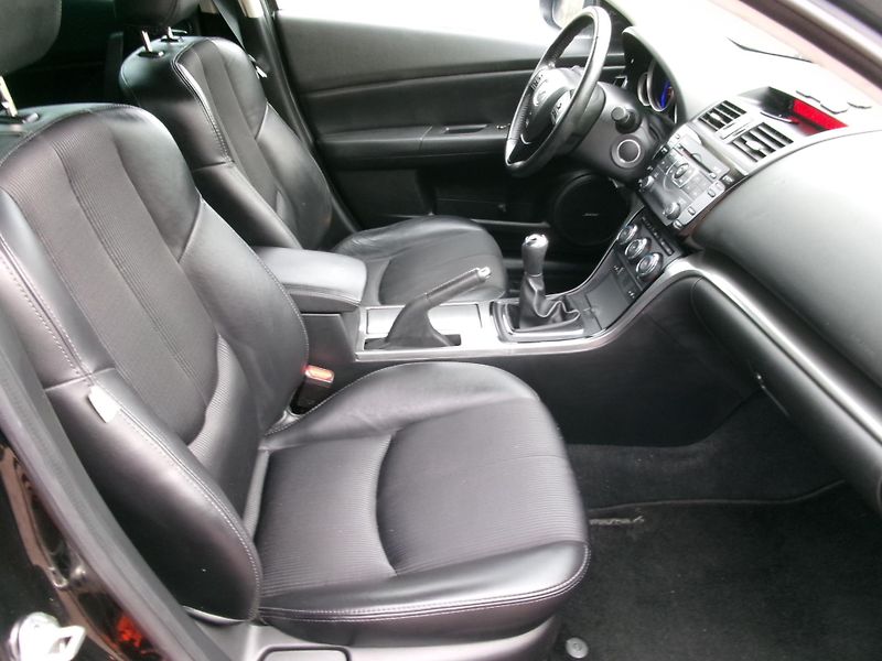 Mazda 6 (2011) 2,0i AC ALU BT BOSE VÝHŘEV - fotka 14 z 31