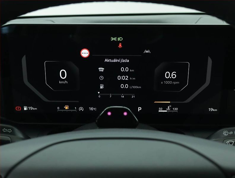 Kia K4 (2026) 1.6 T-GDI, Mrtvý úhel - fotka 11 z 17