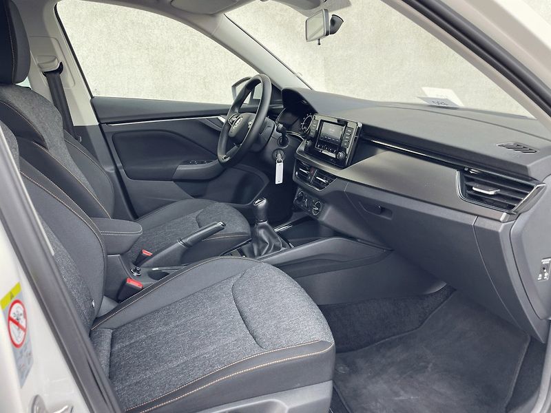 Škoda Kamiq (2021) Ambition 2021 1,0TSI 110k - fotka 7 z 25