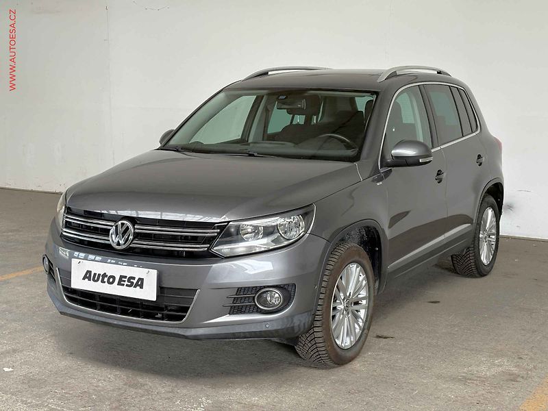 Volkswagen Tiguan (2014) 2.0 TDi 4x4, CUP, DSG, panor - fotka 3 z 17