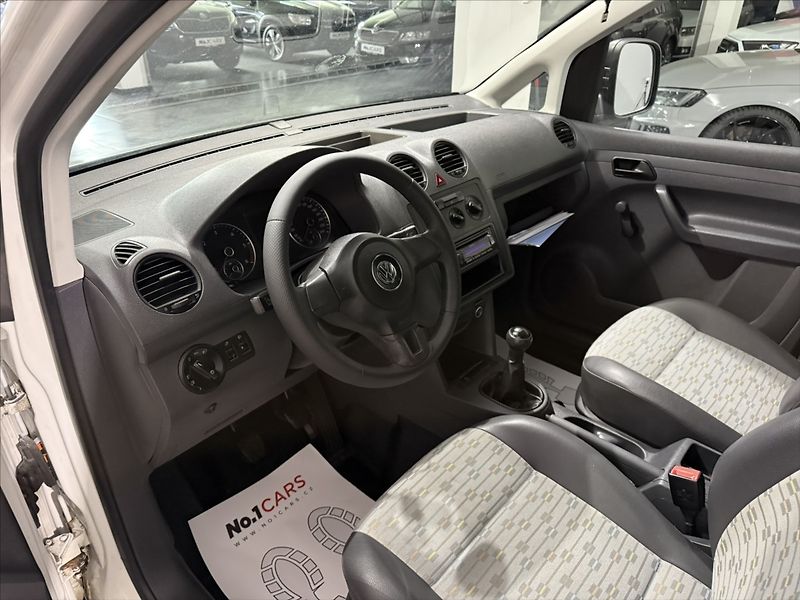 Volkswagen Caddy 1,6   TDI 75KW TAŽNÉ SERVIS - fotka 7 z 19