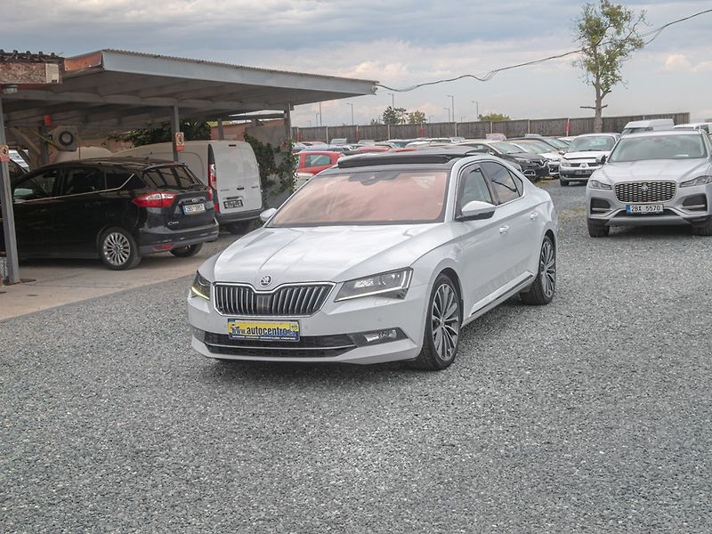 Škoda Superb (2017) 12/17 ČR 2.0TDI–LAURIN KLEMENT - fotka 1 z 59