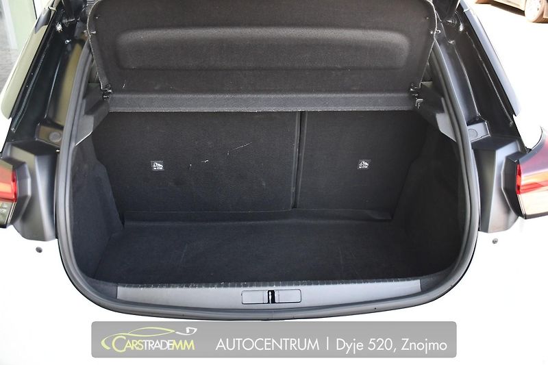 Opel Corsa 1.2T 96kW GS AUTOMAT - fotka 45 z 51