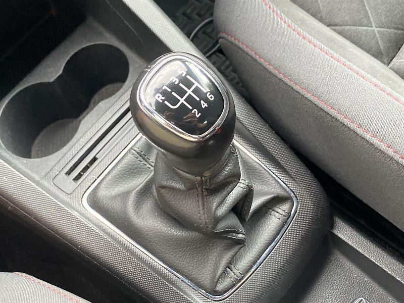 Škoda Fabia (2018) 1.0 TSI Style + - fotka 15 z 32