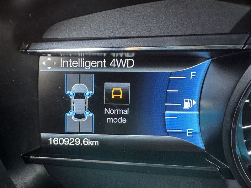 Ford Explorer 3,5 V6 268kW 4X4 PLATINUM - fotka 29 z 50