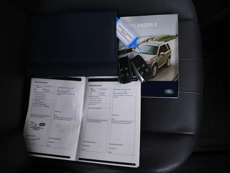 Land Rover Freelander 2.2 TD4 Aut. Prestige TZ 1.Maj - fotka 13 z 13