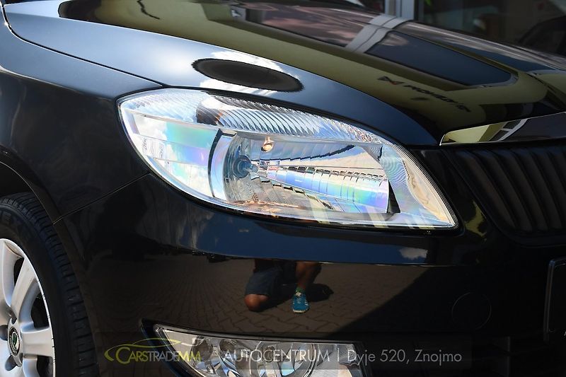 Škoda Fabia 1.2TSi 2xPNEU - fotka 44 z 45
