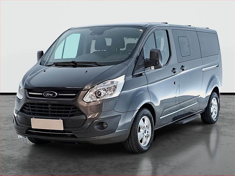 Ford Tourneo Custom (2018) Titanium 2.0 EcoBlue, ČR, 1Maj - fotka 2 z 20