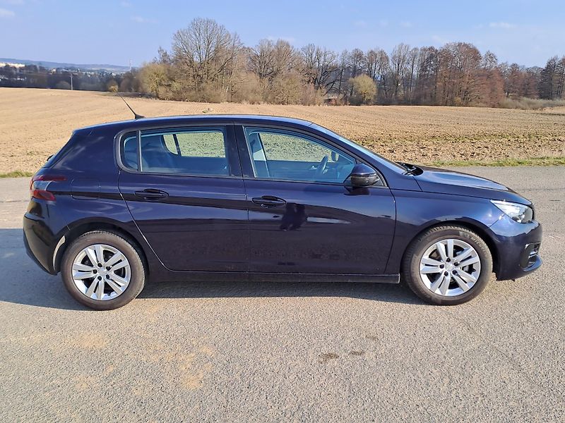 Peugeot 308 (2018) 1.6 HDi SERVISKA PĚKNÝ STAV - fotka 3 z 31