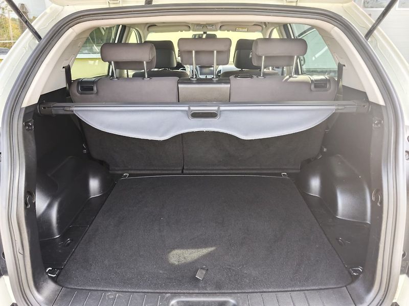 SsangYong Korando 2.0i Výhřev/1.Maj/NAVI - fotka 15 z 26
