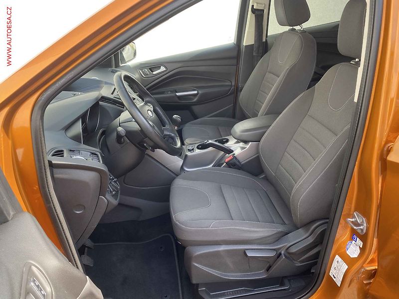 Ford Kuga (2015) 1.5 EB, Trend, navi, +kola - fotka 9 z 18