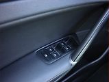 Volkswagen Golf (2015) 2.0 TDI, Automat, Serv.kniha - náhled 19