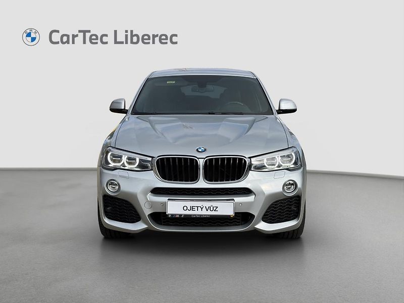 BMW X4 xDrive20d - fotka 15 z 19