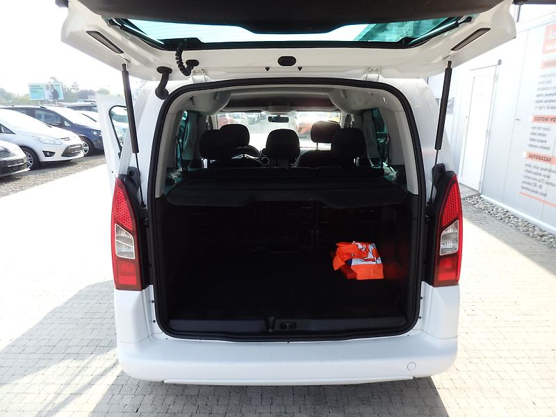 Peugeot Partner TEPEE 1.6 HDI KLIMA, ASR - fotka 10 z 16