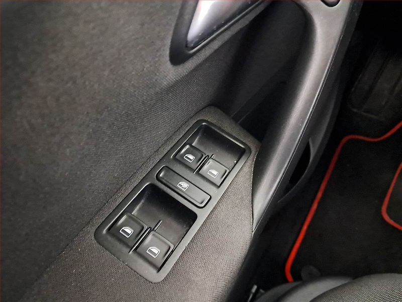 Volkswagen Polo (2016) 1.2 TSI, Serv.kniha, Tempomat - fotka 15 z 15