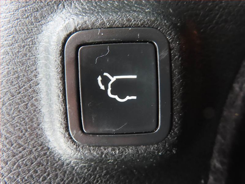 Jeep Cherokee (2019) 2.2 MultiJet, Overland - fotka 22 z 22