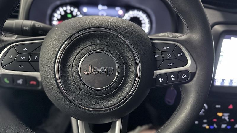 Jeep Renegade (2022) 1.5 T4 MHEV,LIMITED,ZÁRUKA - fotka 26 z 30