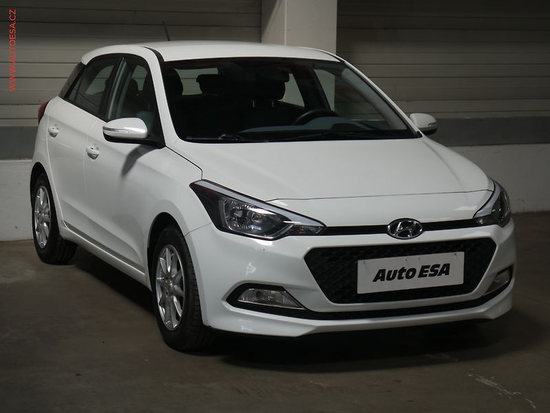 Hyundai i20 (2018) 1.2i, 2.maj,ČR, STK4/28 - fotografie inzerátu