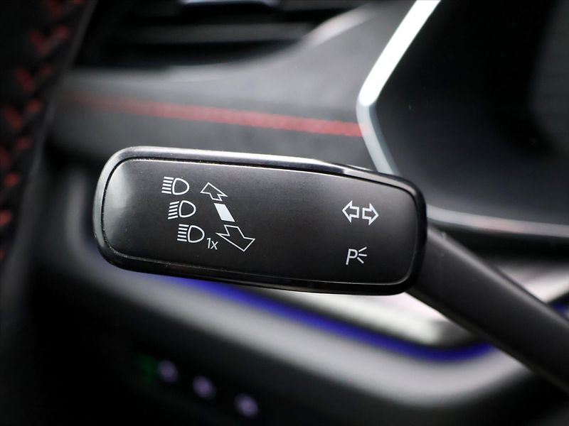 Škoda Octavia RS 2,0 TDI 147kW DSG CZ DPH - fotka 21 z 41