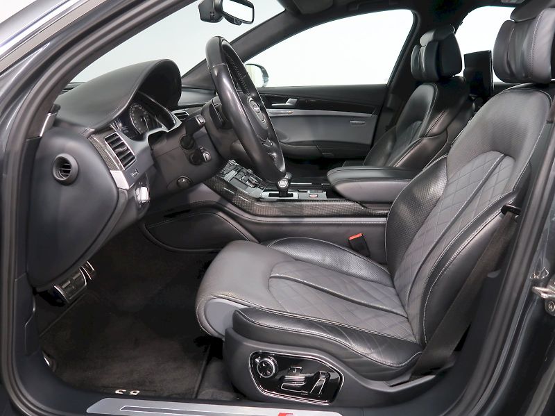Audi S8 (2013) 4.0TFSI 382KW QUATTRO EXCLUSIV - fotka 13 z 52
