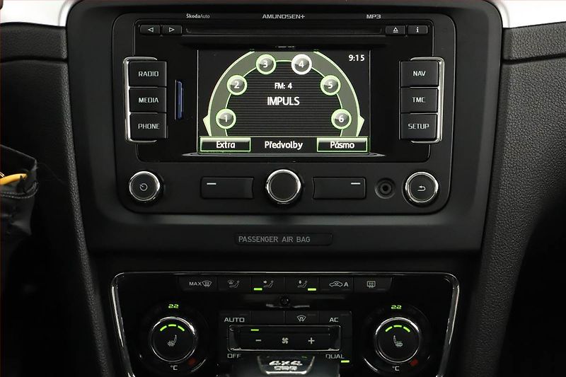 Škoda Superb (2011) Comfort 2.0 TDI, 4X4, Automat - fotka 9 z 18