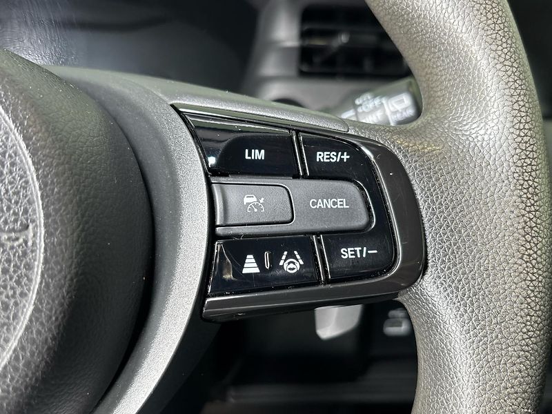 Honda HR-V Elegance e-CVT - fotka 22 z 26
